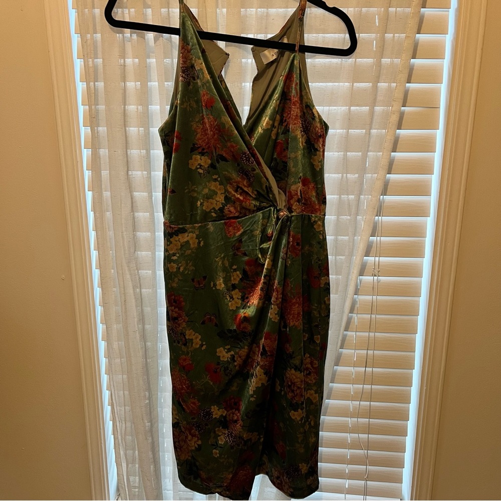 Flower velvet pattern midi dress!